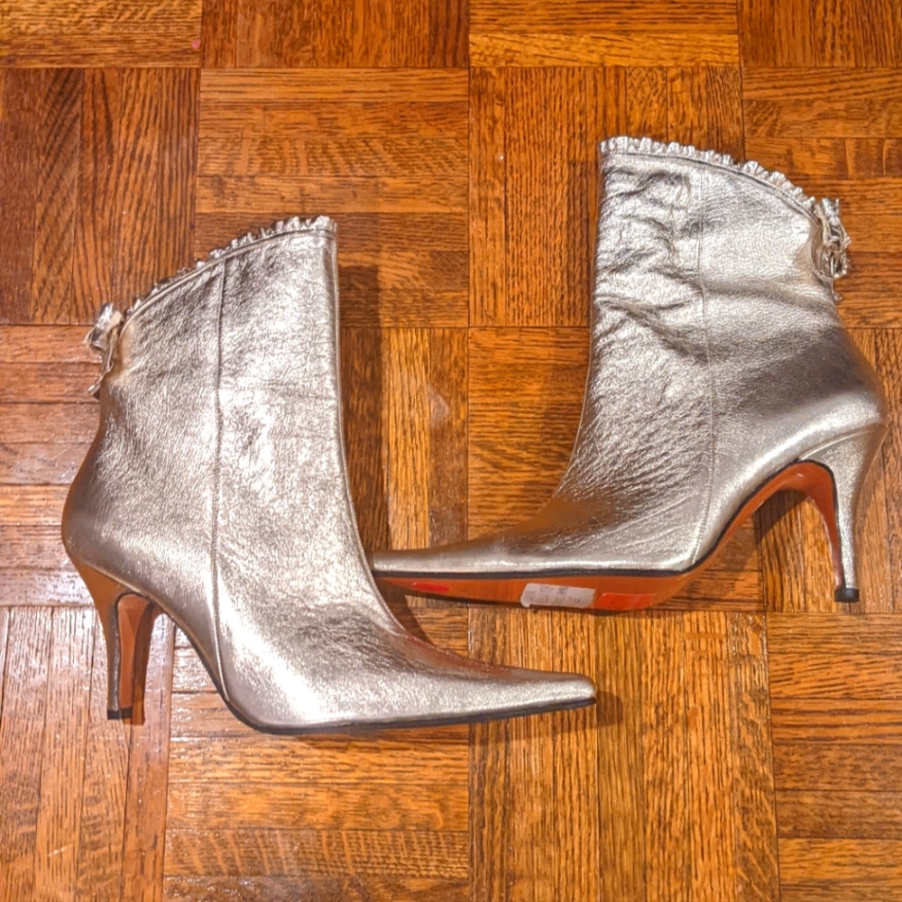 Vintage Lanvin Paris Leather Stilleto Bow Heeled Boots